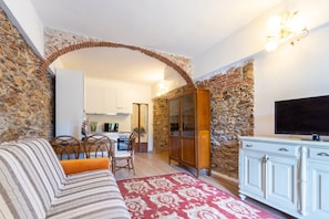 Deluxe Studio | Private kitchen