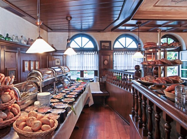 Petit déjeuner buffet compris tous les jours