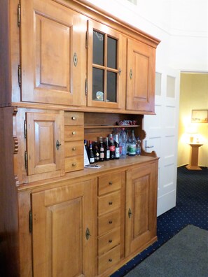 Interior entrance - Pension Brinn (Berlin)