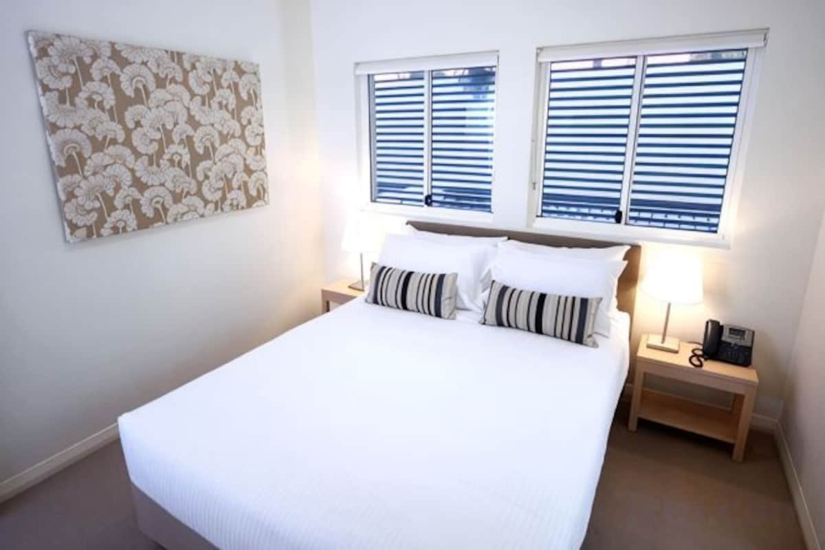 Premium bedding, Select Comfort beds, desk, blackout curtains