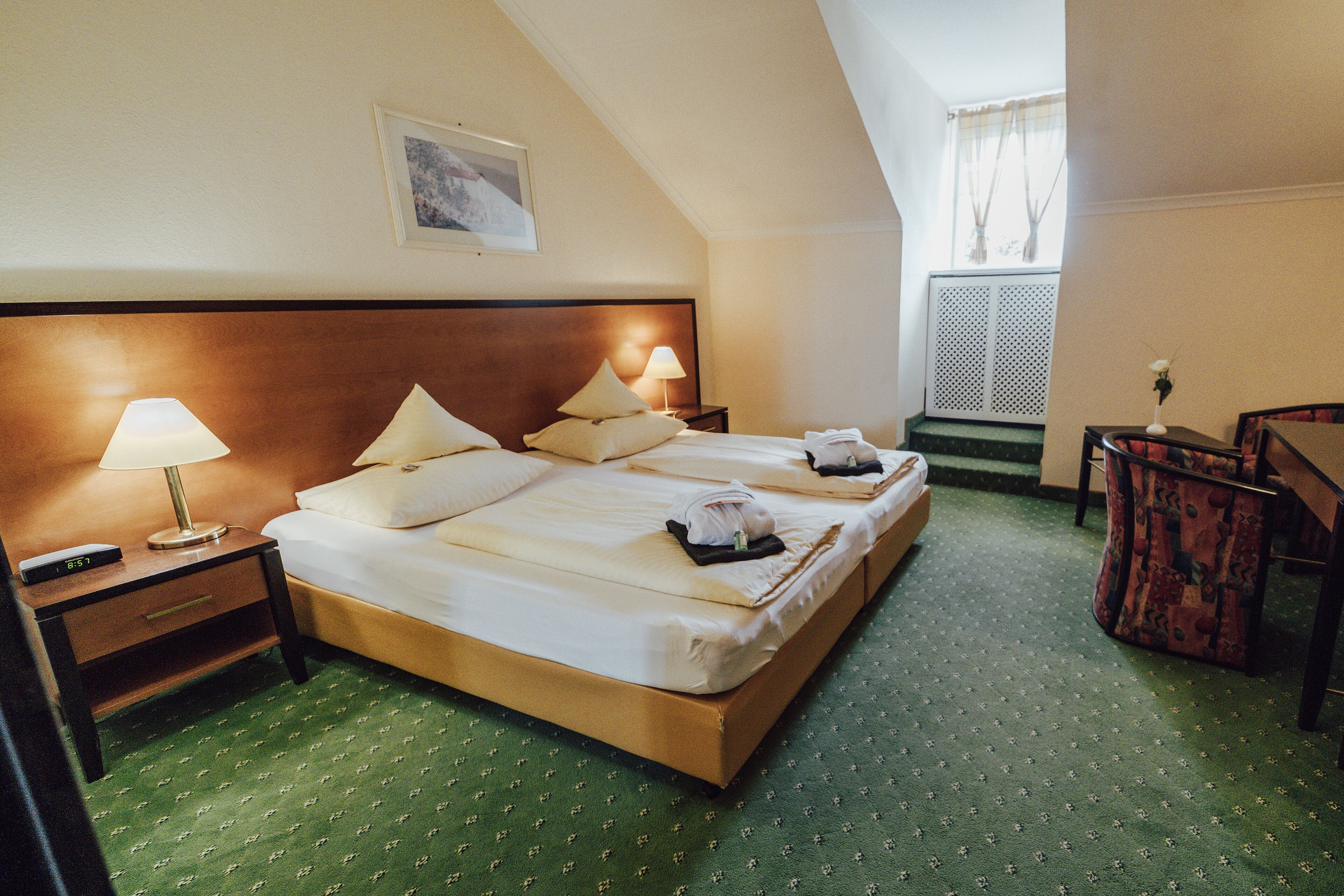 classic double room | hypo-allergenic bedding, pillow-top beds, in-room safe, desk