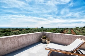 Superior-Doppelzimmer, 1 King-Bett, Terrasse, Meerblick | Terrasse/Patio