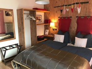 Kamar Double Standar, balkon | Brankas, meja kerja, kedap suara, dan tempat tidur bayi (biaya tambahan)