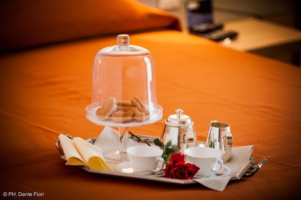 minibar, in-room safe, individually furnished, desk