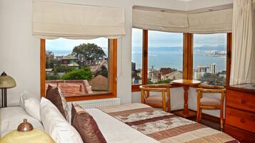 Habitación doble | Ropa de cama de alta calidad y insonorización