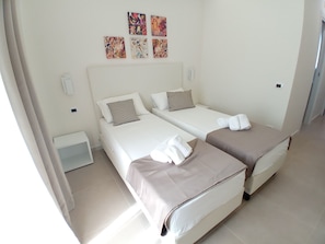 Standard Room, 2 Twin Beds | In-room safe, iron/ironing board, free WiFi - Il Calabriano Villaggio Residence (Zambrone)
