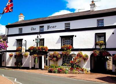 The Bear Hotel, Crickhowell