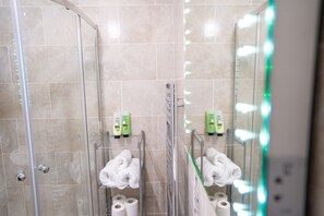 Suite Superior, ensuite (Room 4) | Kamar mandi