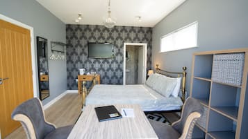 Phòng đôi Deluxe, phòng tắm riêng | Phòng cách âm