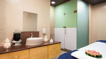 Sauna a vapor, tratamentos corporais, aromaterapia, bandagem corporal
