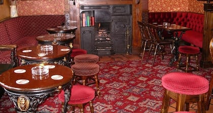 OYO La Spada Boutique Hotel