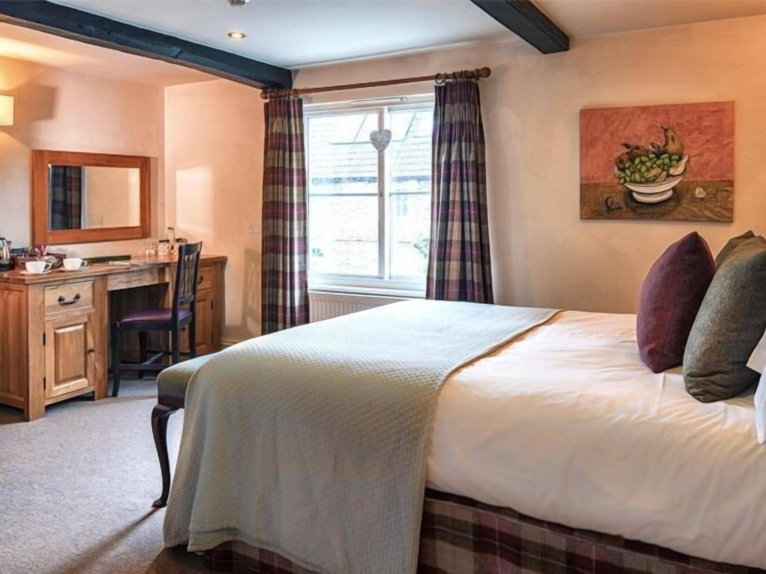 Photo - Oak Tree Inn