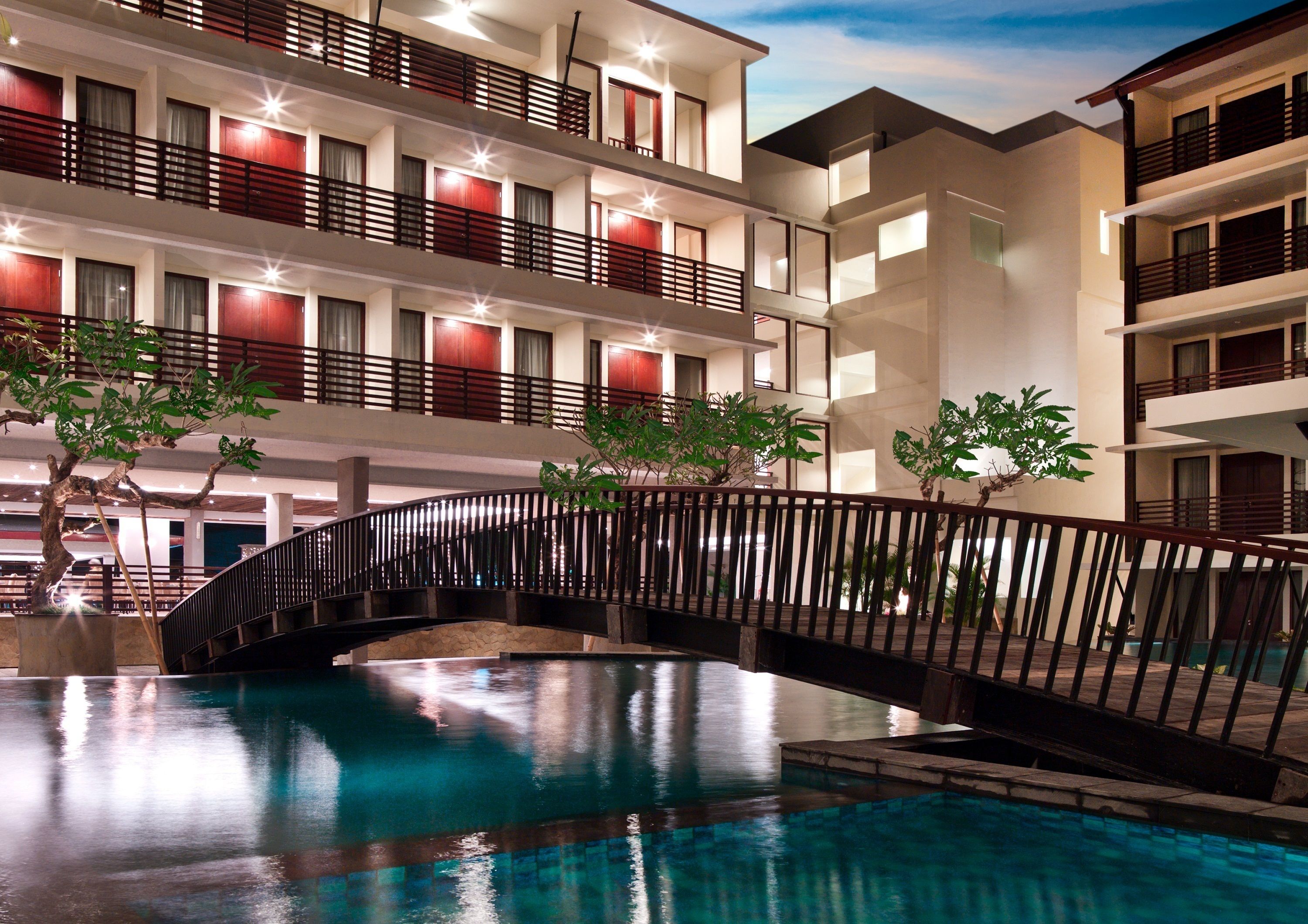 outdoor pool, pool loungers