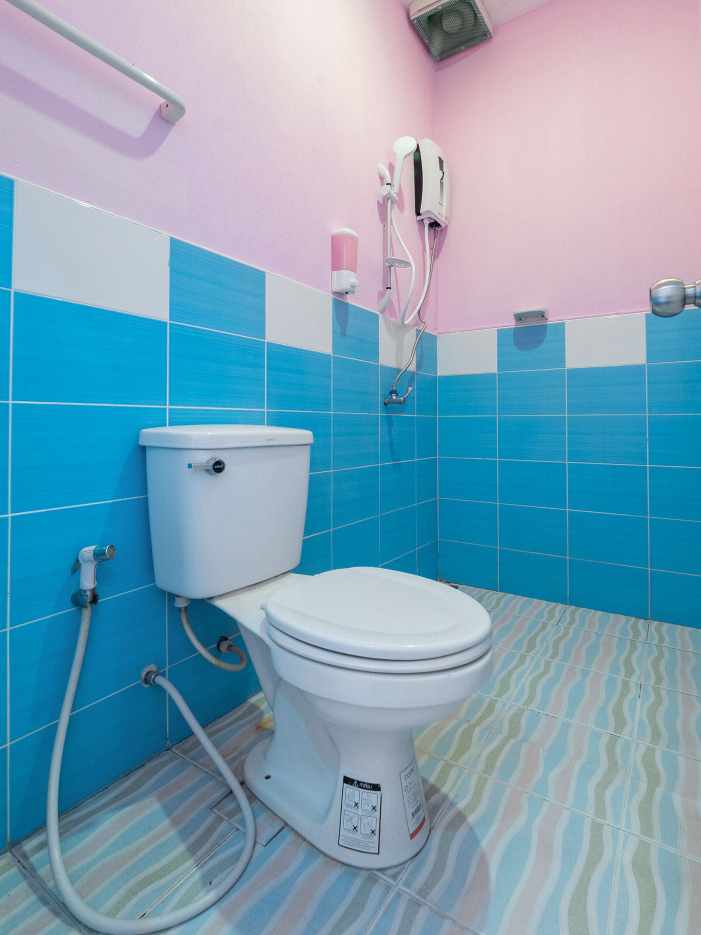 ห้องแฟมิลี่สวีท | ห้องน้ำ | ฝักบัว, โถสุขภัณฑ์แบบบิเดท์, ผ้าเช็ดตัว, สบู่