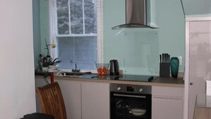 Nhà liên kế, 3 phòng ngủ | Bếp riêng | Dụng cụ pha cà phê/trà, tủ lạnh, lò vi sóng, lò nướng 