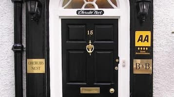 EntrĂ©e de lâhĂ©bergement