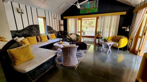 Tweepersoonskamer, terras | Luxe beddengoed, bedden met traagschuimmatrassen, een minibar