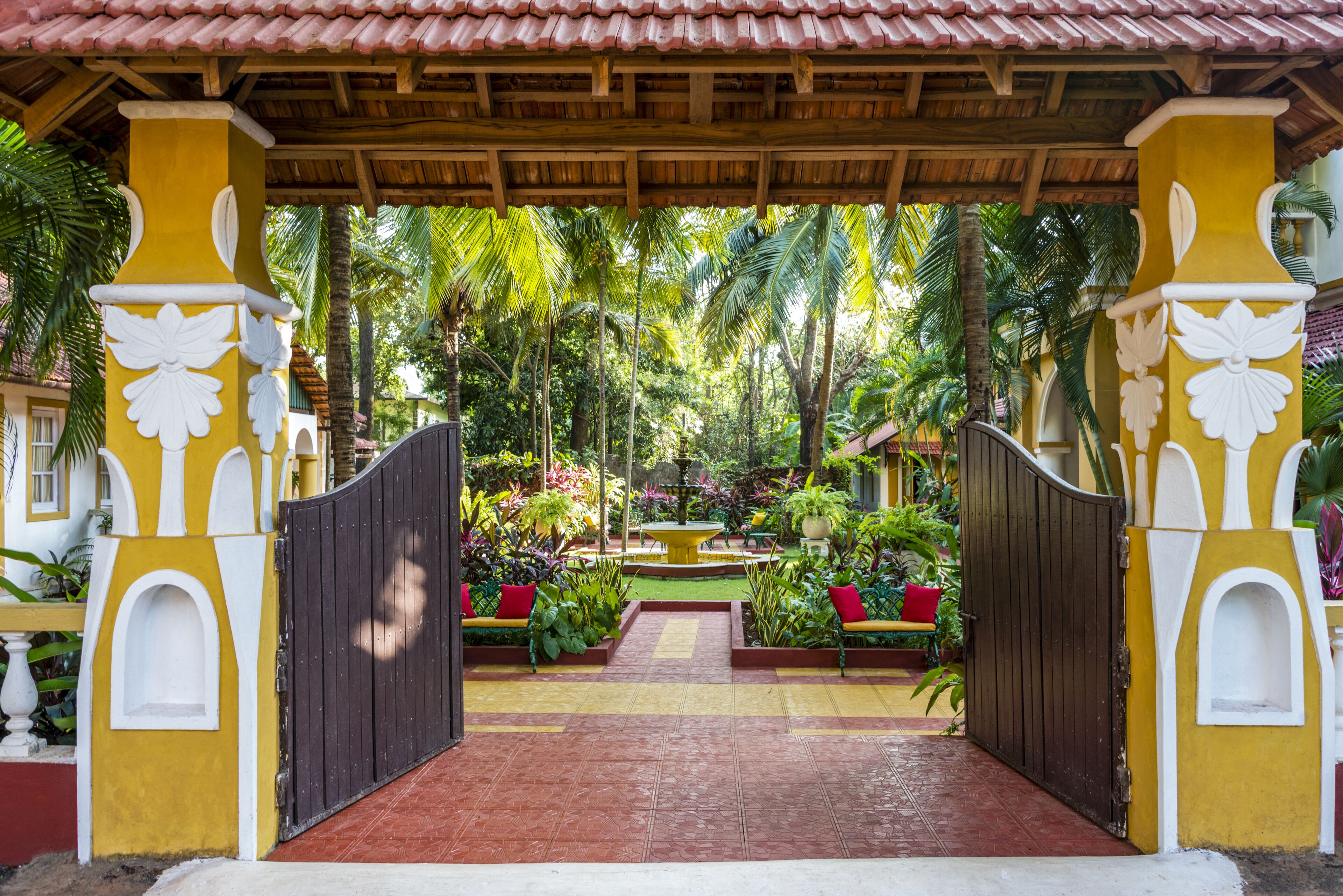 مدخل المنشأة