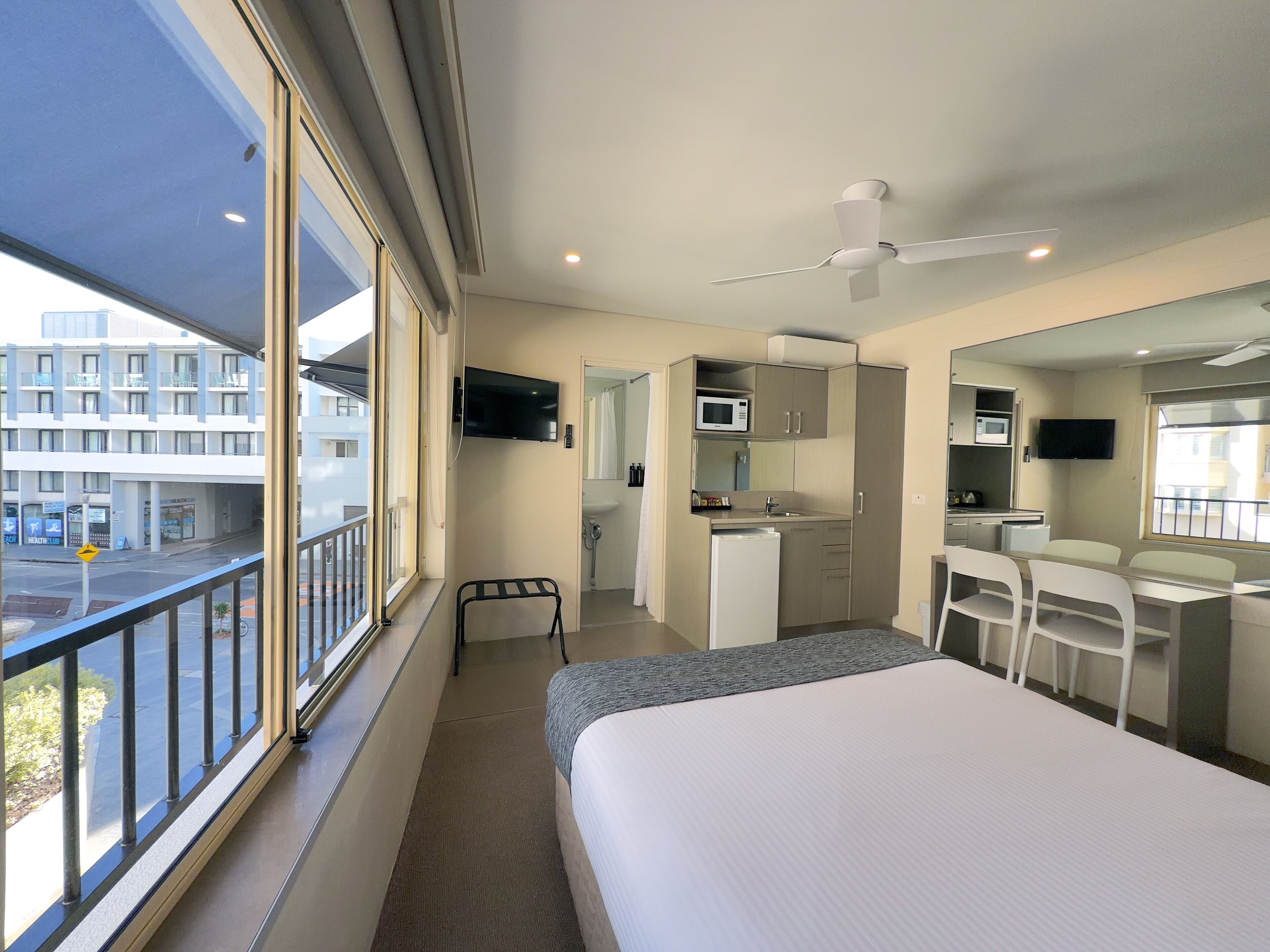 Standard Room | Premium bedding, in-room safe, individually furnished