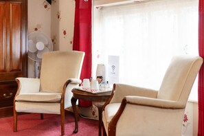 Superior Quadruple Room, Ensuite (Family Room ) - Yallands Farmhouse (Taunton)