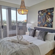 Honeysuckle Executive Apartments