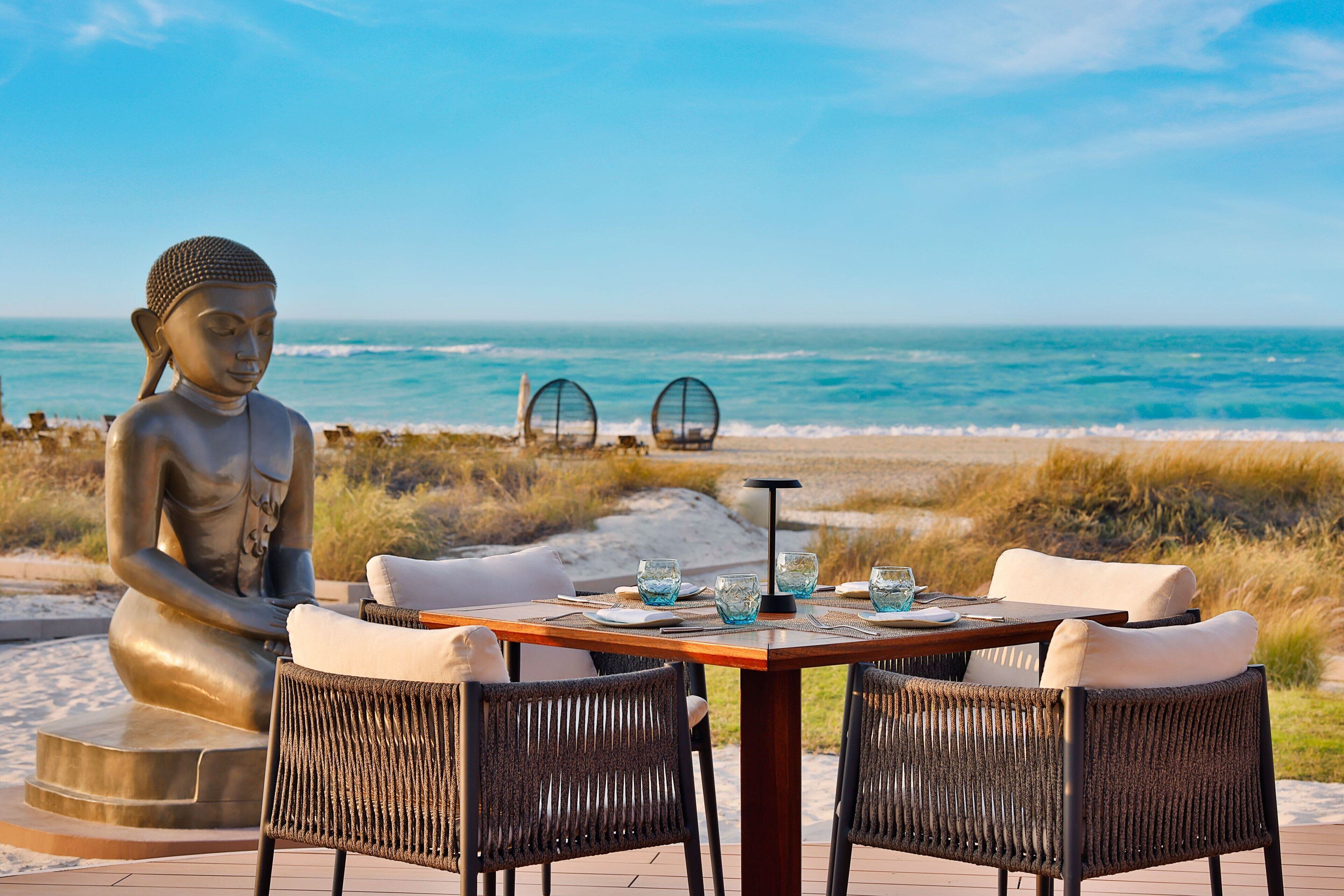 Private beach, beach umbrellas, beach towels