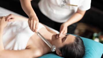 Couples treatment rooms, sauna, steam room, Turkish bath