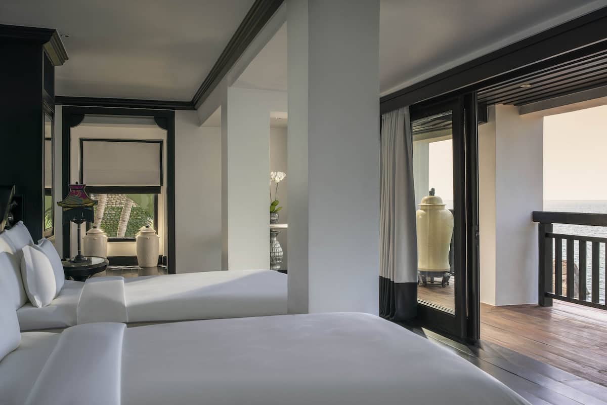 Room, 2 Bedrooms (Seaside, On The Rocks)