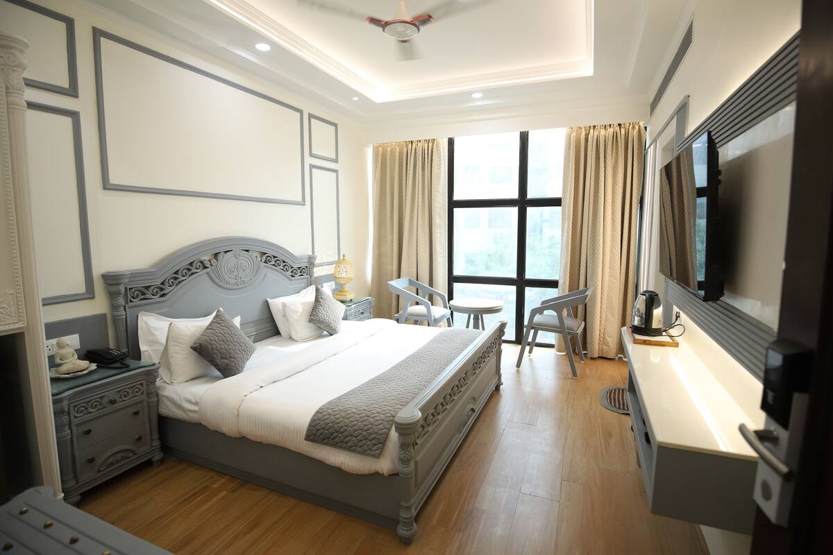 Premium Double Room | Private kitchen | Electric kettle