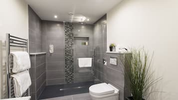 Junior Suite (Buttermere) | Bathroom | Designer toiletries, hair dryer, towels