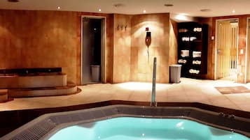 Turkish bath/hammam, hot stone massages, massages