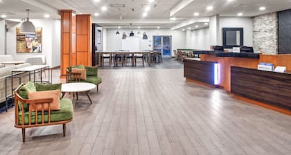Fairfield Inn & Suites by Marriott Toronto Mississauga