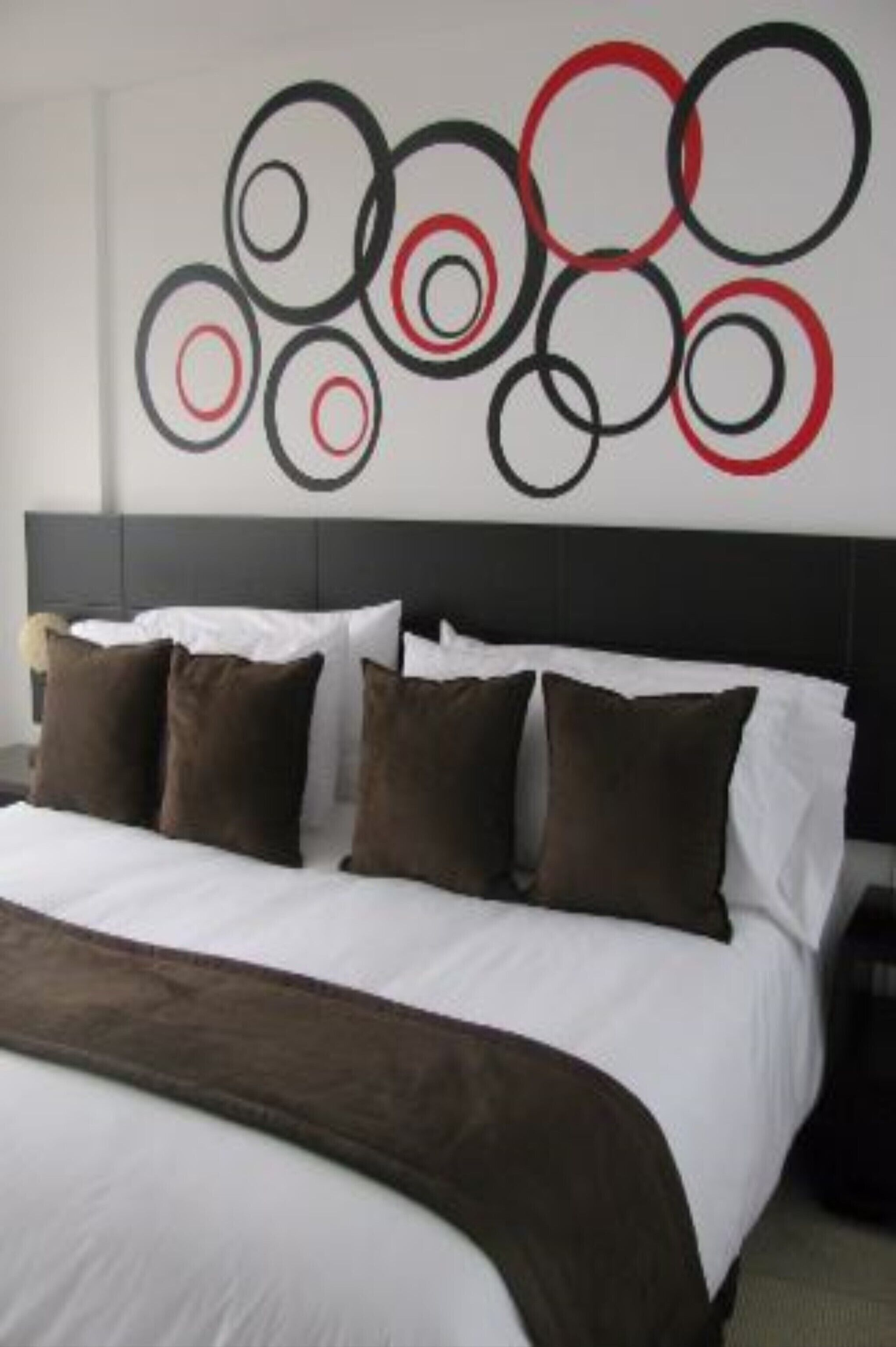 Down comforters, in-room safe, desk, laptop workspace