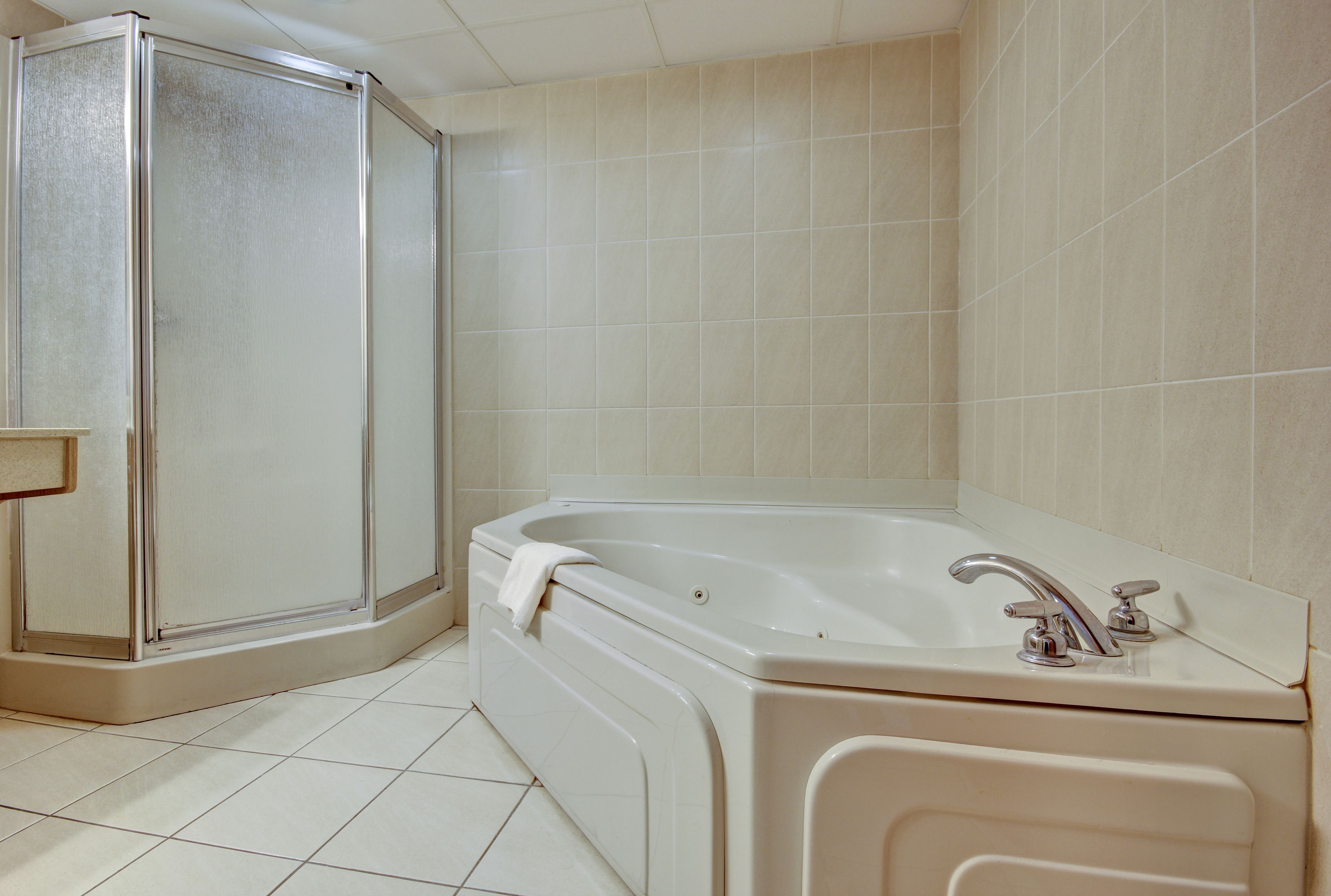 Jet tub
