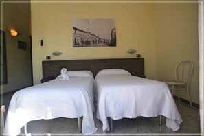 Minibar, caja de seguridad en la habitación, escritorio y wifi gratis 