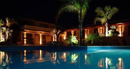 Villa Carlo Resort
