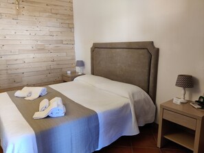 华丽客房 | 意大利 Frette 床单、高档床上用品、羽绒被、特色家居