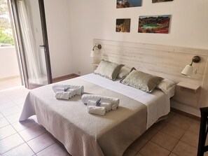 Desk, free WiFi, bed sheets - Tenuta Turchi (Otranto)