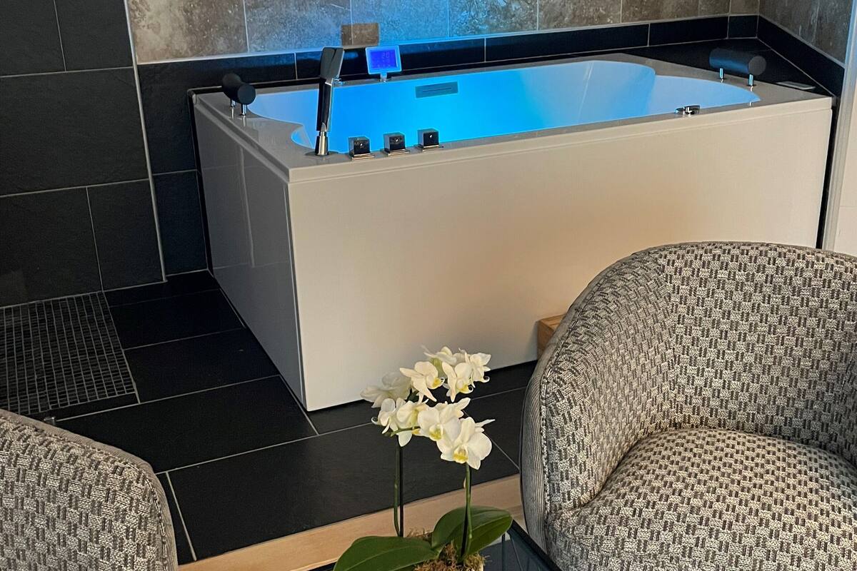 suite balneo duo | 1 bedroom, premium bedding, desk, soundproofing