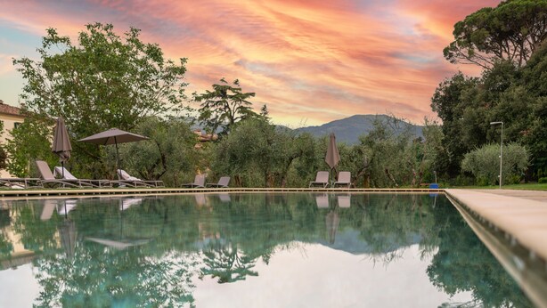 Seasonal outdoor pool - Hotel Villa San Michele (Lucca)