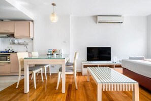 Living area - Nara Suite Residence Bangkok (Bangkok)