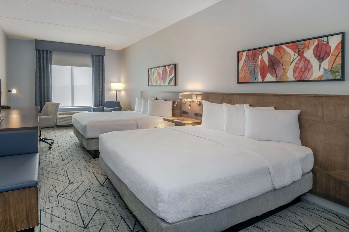 Room, 2 Queen Beds | Hypo-allergenic bedding, down comforters, individually decorated