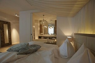 Premium Suite (Charming)