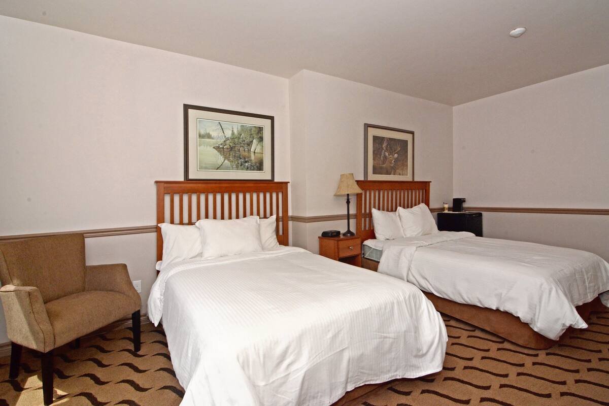 Deluxe Room, 2 Double Beds | Premium bedding, desk, iron/ironing board, WiFi (free)