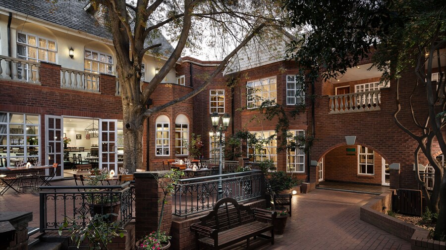 Premier Hotel Quatermain