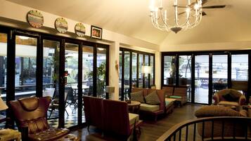 Baari (majoituspaikassa)