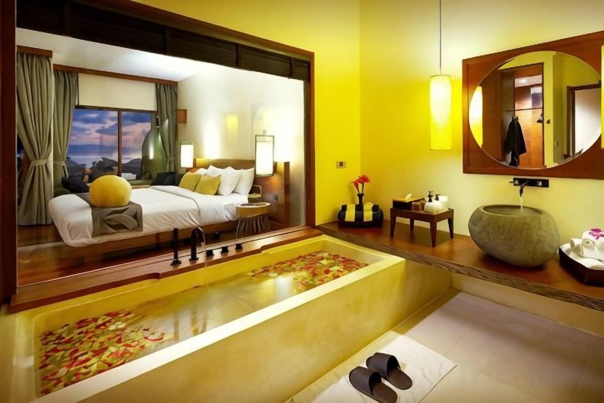 Sábanas de algodón egipcio, ropa de cama de alta calidad y minibar 