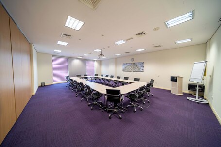 Premier Inn Abu Dhabi Capital Centre - Image 28