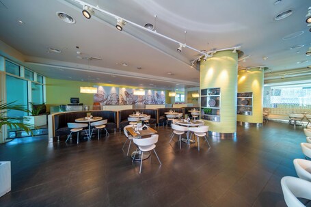 Premier Inn Abu Dhabi Capital Centre - Image 34