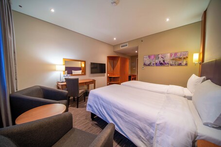 Premier Inn Abu Dhabi Capital Centre - Image 30